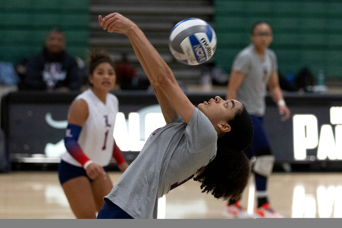 Liberty’s Maia Greer bumps to Palo Verde during a high school volleyball game at Palo Ve ...
