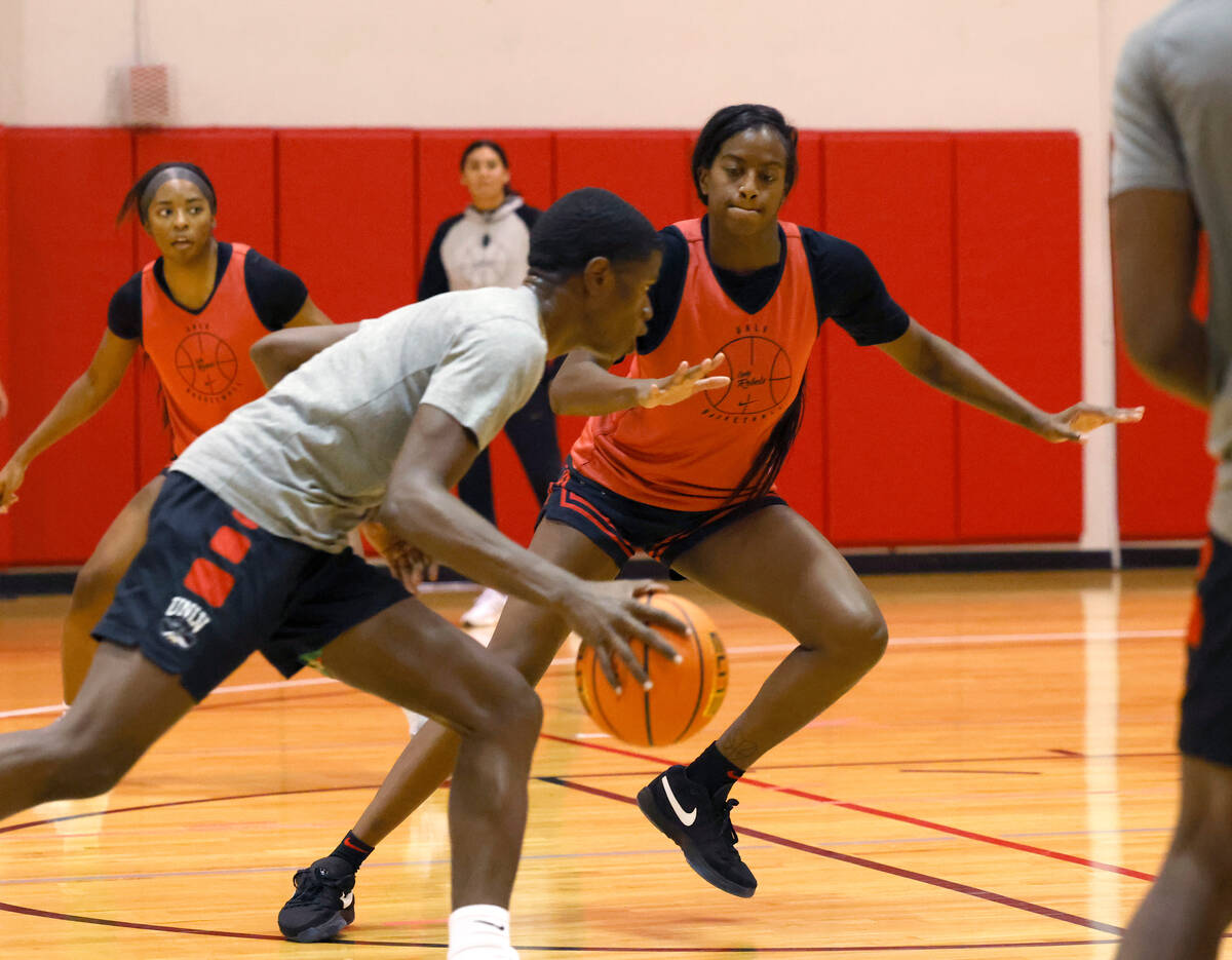 UNLV Lady Rebels center Desi-Rae Young (23) defends during team practice, on Friday, Oct. 6, 20 ...