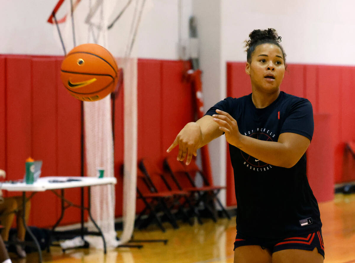 UNLV Lady Rebels forward Nneka Obiazor (1) passes the ball during team practice, on Friday, Oct ...