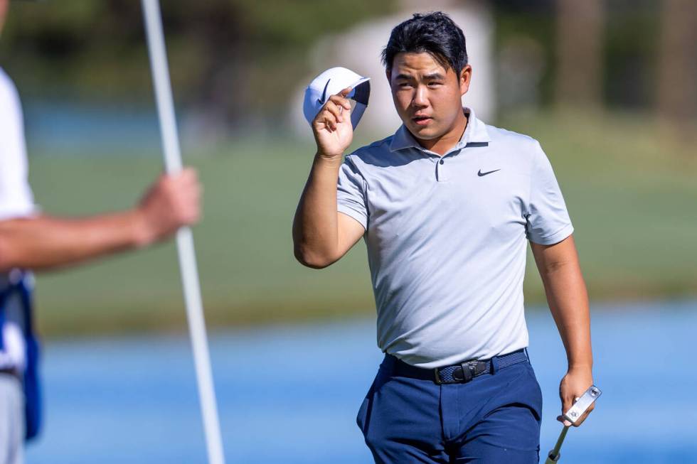 Tom Kim thanks the crowd after a putt at hole 18 during day 3 play at the Shriners Children's O ...