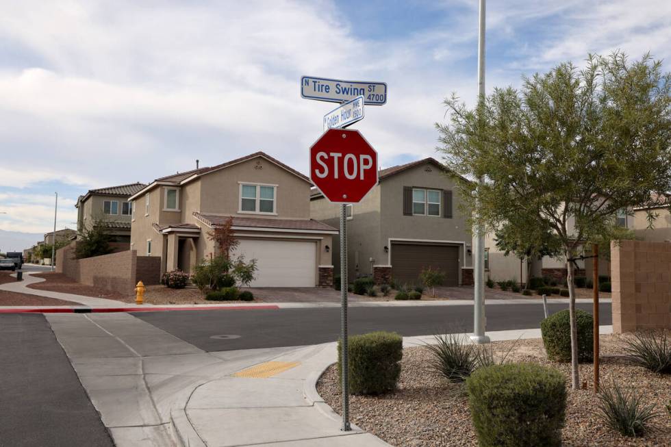 Home are shown at the Kings Crossings neighborhood in North Las Vegas Monday, Nov. 13, 2023. (K ...