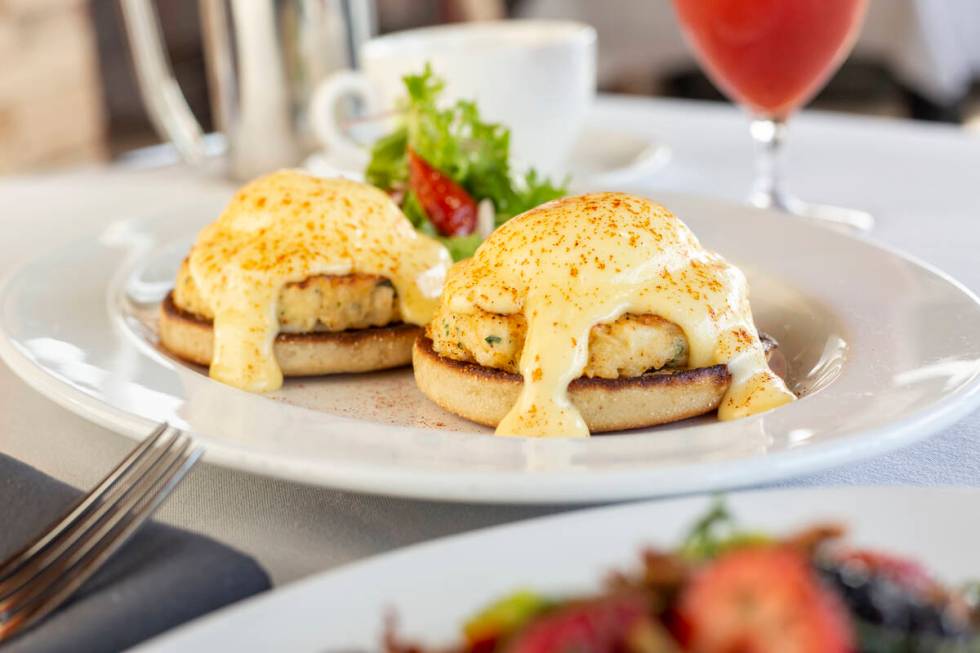 Crab cake eggs Benedict from the brunch menu at Ocean Prime overlooking the Las Vegas Strip. (O ...