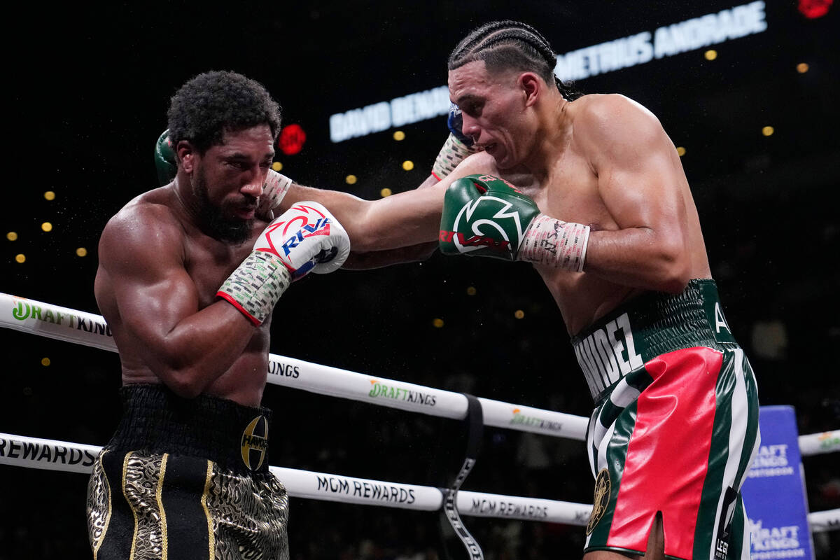 David Benavidez, right, fights Demetrius Andrade in a super middleweight boxing match Saturday, ...
