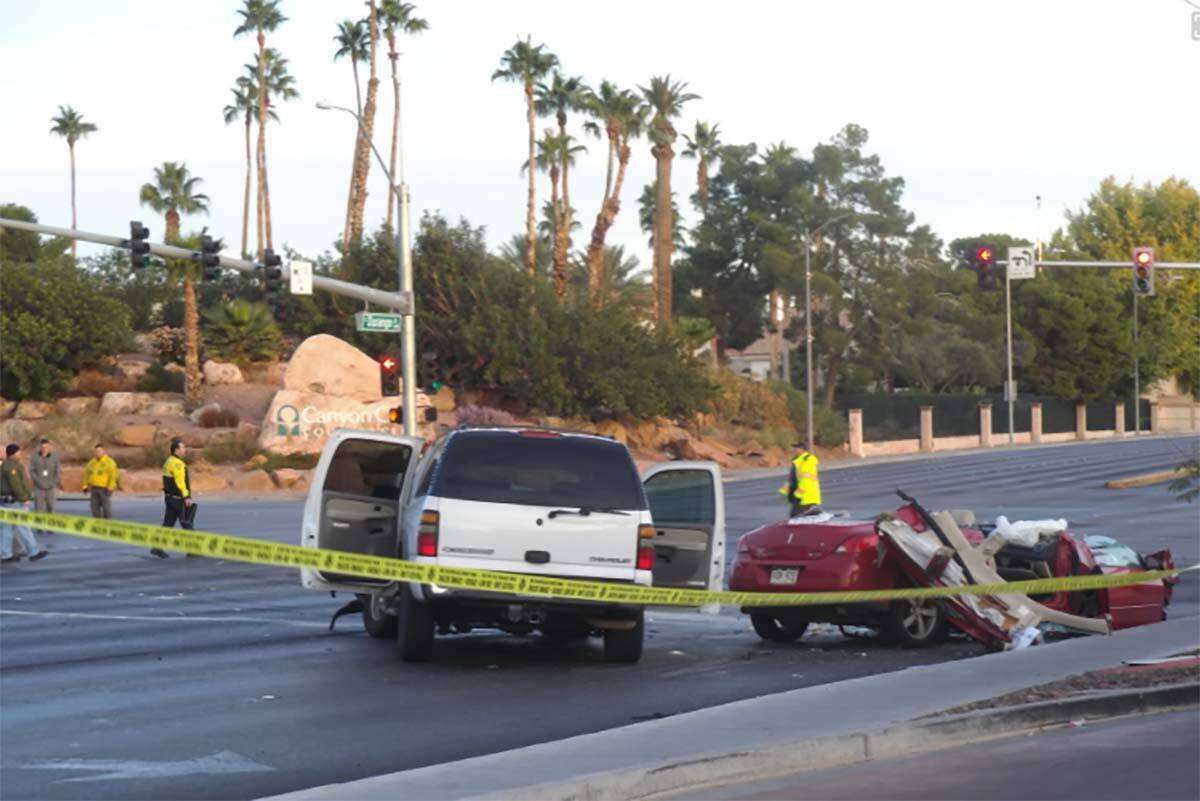 Las Vegas police investigate a crash at Sahara Avenue and Durango Drive in November 2017. (Las ...