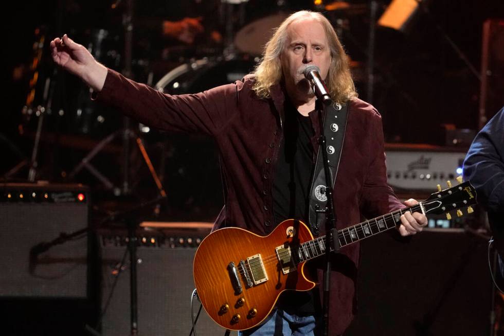 Warren Haynes performs at the 7th annual Love Rocks NYC concert benefitting God's Love We Deliv ...