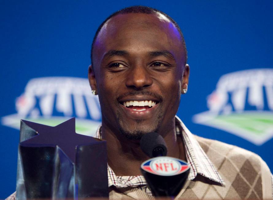 NFL football Super Bowl XLIII MVP Pittsburgh Steelers wide receiver Santonio Holmes smiles as h ...