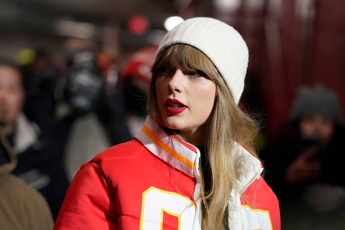 Taylor Swift arrives before an NFL wild-card playoff football game between the Kansas City Chie ...