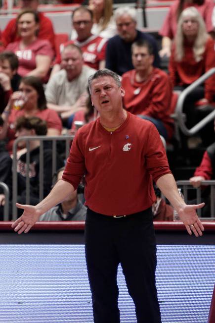 Washington State head coach Kyle Smith directs his team during the second half of an NCAA colle ...