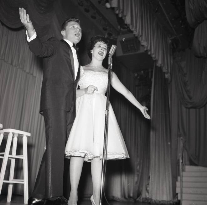 Steve Lawrence and Eydie Gorme opening at the Sahara on March 28, 1961, in Las Vegas. (Las Vega ...