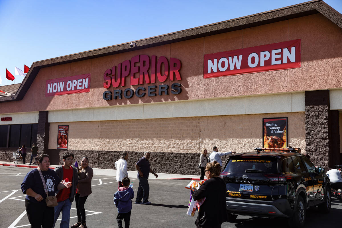 The new Superior Grocers on opening day in East Las Vegas, Wednesday, March 27, 2024. (Rachel A ...