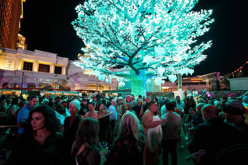 The scene from the 13th anniversary of "Absinthe" at Caesars Palace on Wednesday, April 10, 202 ...