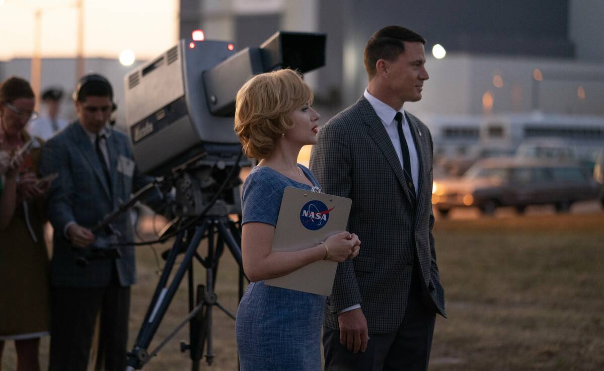 Kelly Jones (Scarlett Johansson) and Cole Davis (Channing Tatum) in FLY ME TO THE MOON. ( SONY ...