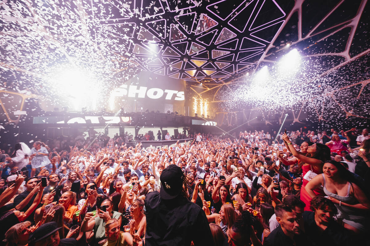 Lil Jon celebrates with members of Wrexham soccer club of Wales at Hakkasan at MGM Grand on Thu ...