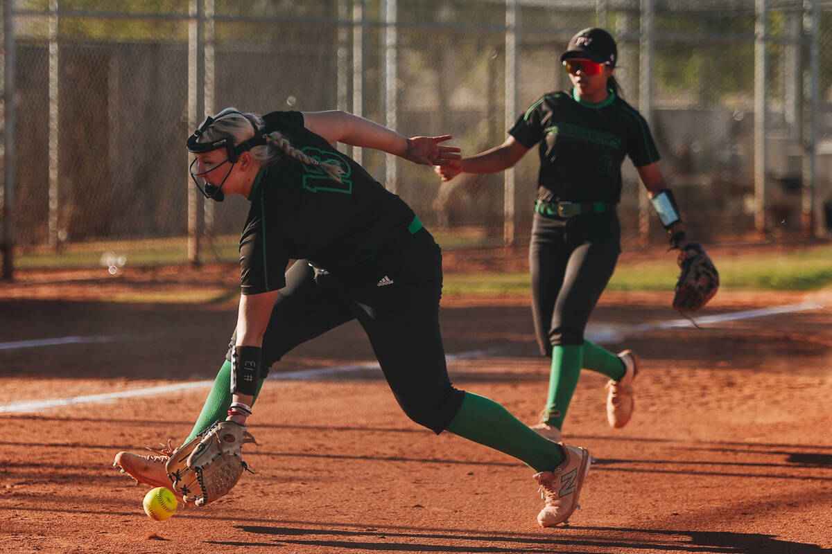 Palo Verde pitcher Bradi Odom (13) runs to grab the ball during a Class 5A Southern Region high ...