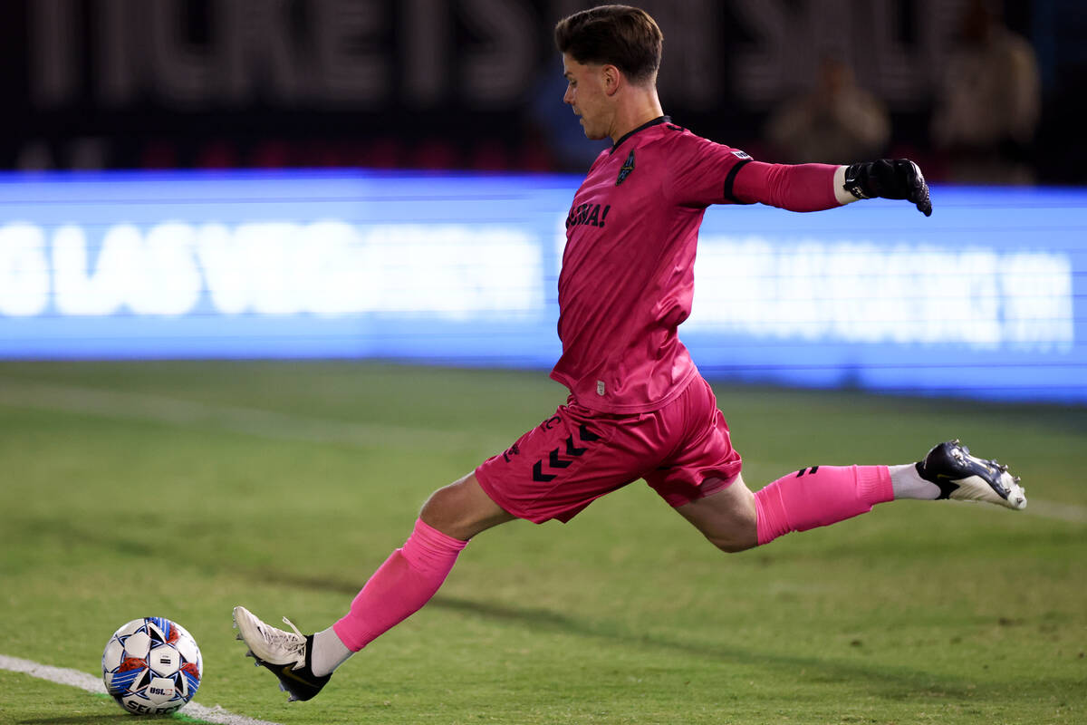 Las Vegas Lights FC goalkeeper Leonardo Diaz (1) kicks the ball into play during the first half ...