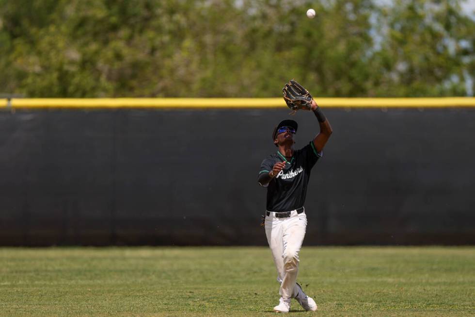 Palo Verde outfielder R.L. Chandler (1) prepares to catch for an out on Coronado during a Class ...