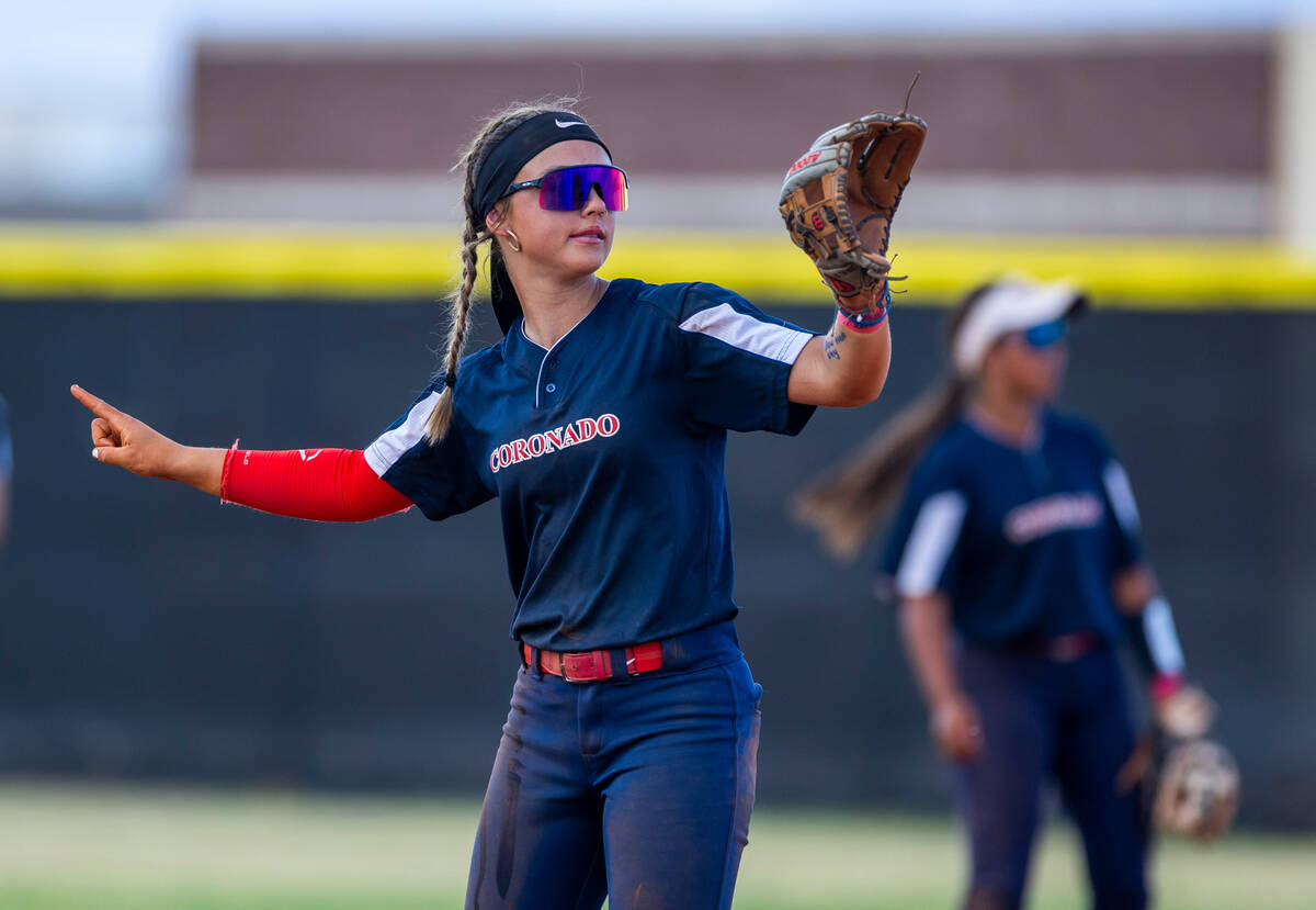 Coronado infielder Bailey Goldberg (1) signals to the outfielders against Palo Verde batters du ...