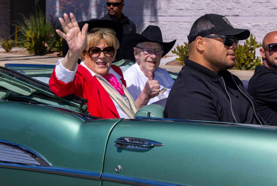 Mayor Carolyn Goodman and husband Oscar greet the crowd during the Helldorado Parade moving up ...