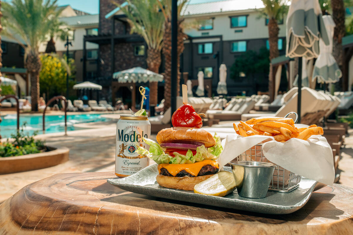 Classic burger available at the bar at The Swimmin' Hole at Silverton Casino Lodge (Marco Herna ...