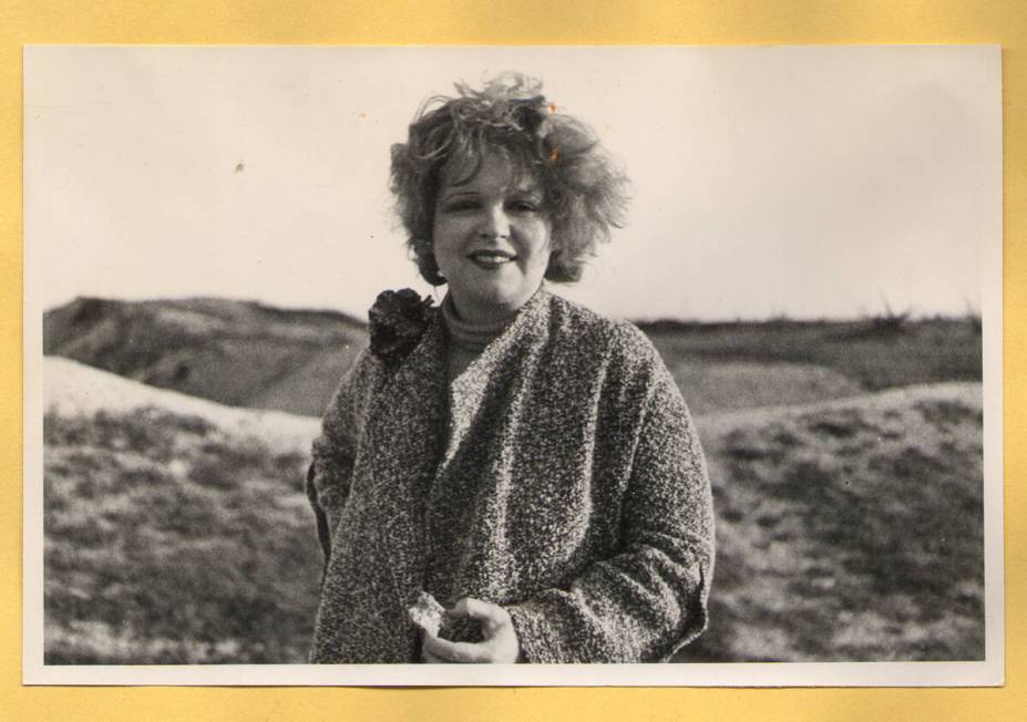 Photograph of Clara Bow at Walking Box Ranch from UNLV Special Collections’ “Walking Box Ra ...