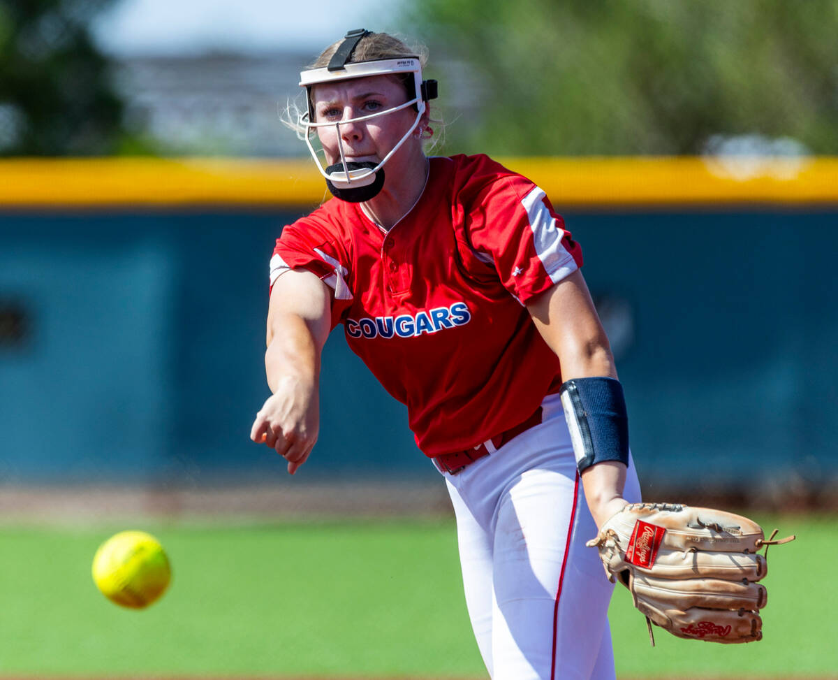 Coronado pitcher Kendall Selitzky (9) releases a throw against a Palo Verde batter during the s ...