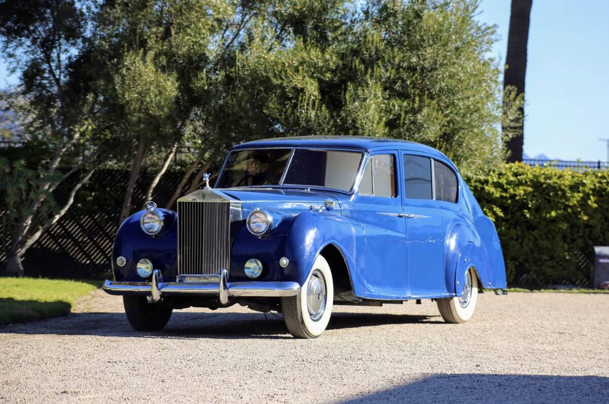 A 1967 Vanden Plas Princess 4-litre Limousine “Siegfried & Roy Show Car” is up for auction. ...