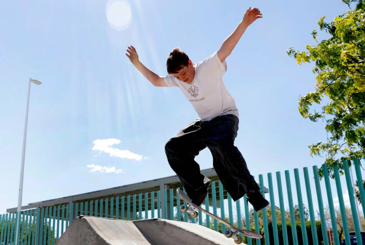 Ethan Blanchard skateboards at YMCA Skate Park, on Friday, May 31, 2024, Las Vegas. (Bizuayehu ...