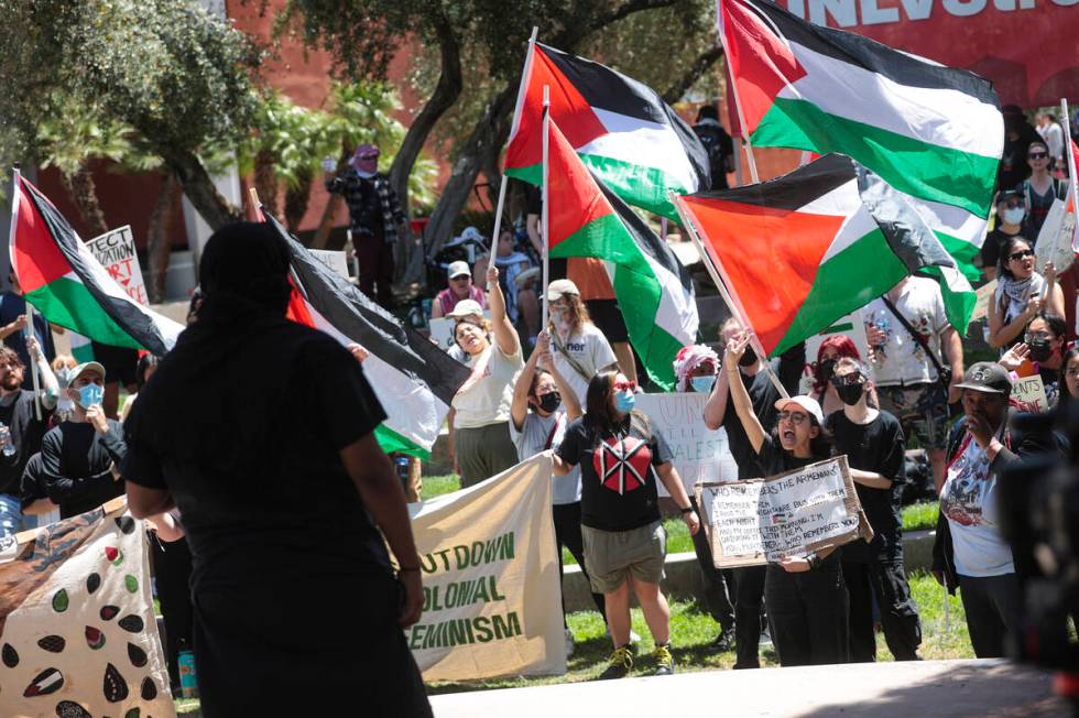 Pro-Palestianian protesters and student groups chant on campus at UNLV on Wednesday, May 1, 202 ...