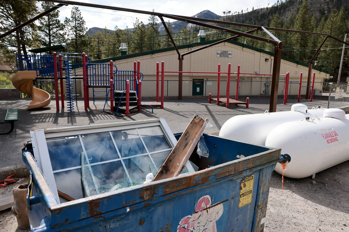 The closed Lundy Elementary School in the Old Town neighborhood on Mount Charleston is shown Tu ...