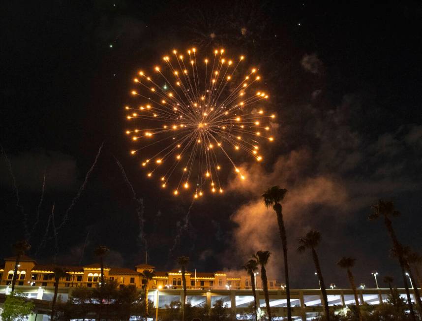 Fireworks go off above Green Valley Ranch on Sunday, July 4, 2021, in Henderson. (Bizuayehu Tes ...