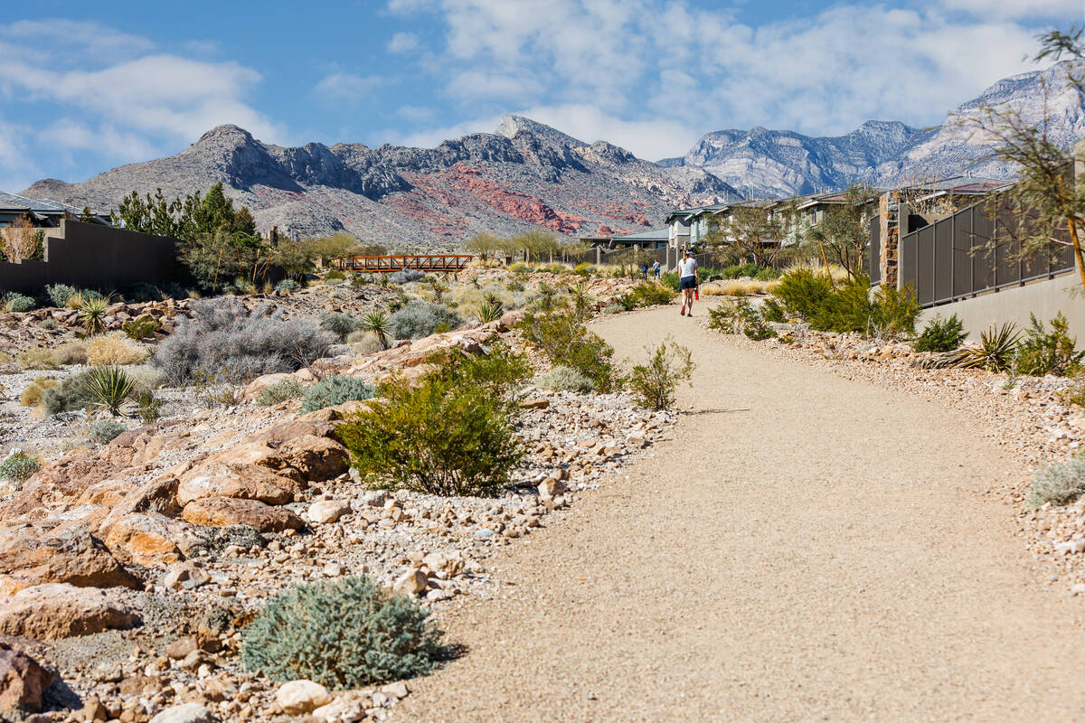 Stonebridge Green Space Pathway. (Photo: Summerlin)