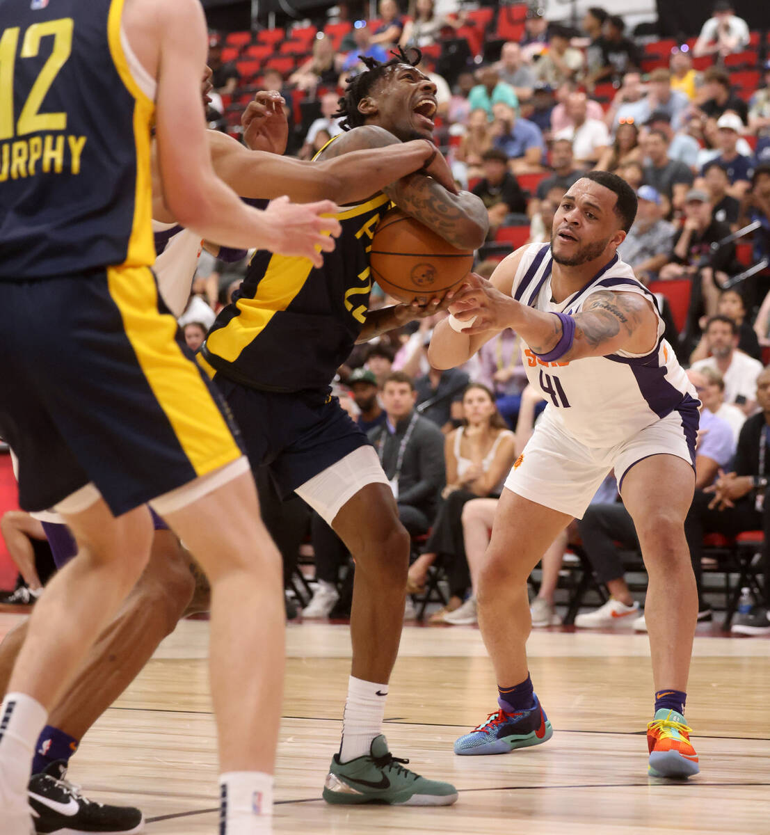 Indiana Pacers guard Quenton Jackson (29) looks to shoot against Phoenix Suns guard Quinndary W ...