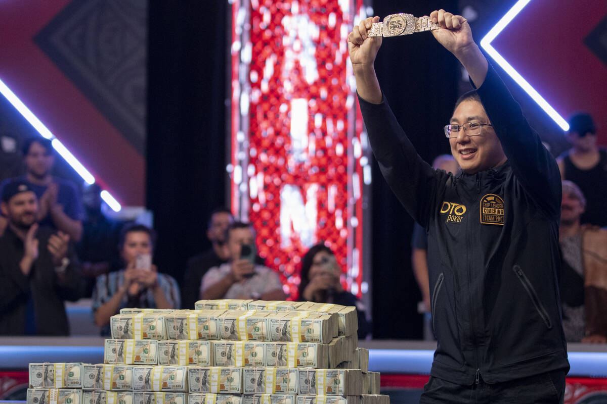 Jonathan Tamayo lifts the World Series of Poker bracelet after winning the Main Event at Horses ...