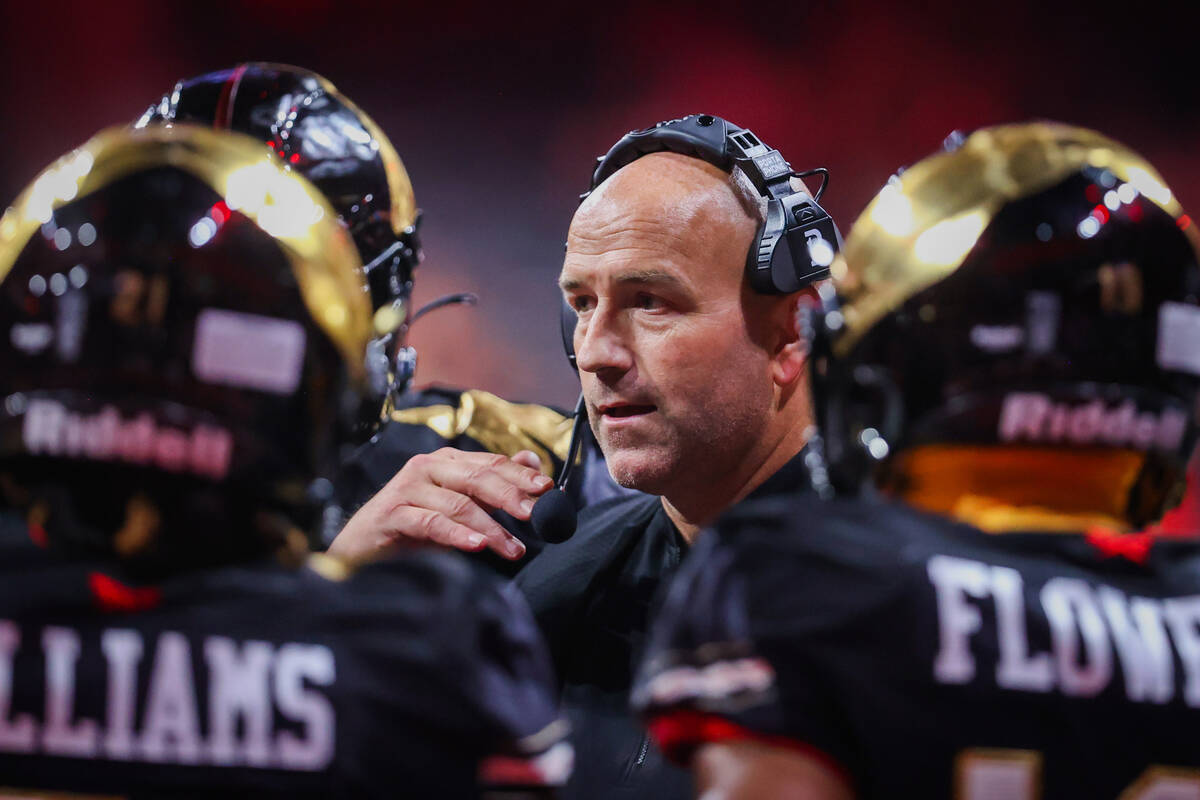 Knight Hawks head coach Mike Davis during a playoff game between the Knight Hawks and Arizona R ...