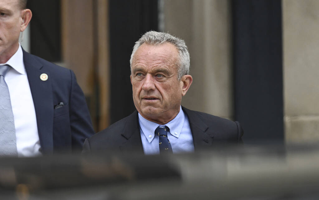 Independent presidential candidate Robert F. Kennedy Jr., leaves the Albany County Courthouse, ...