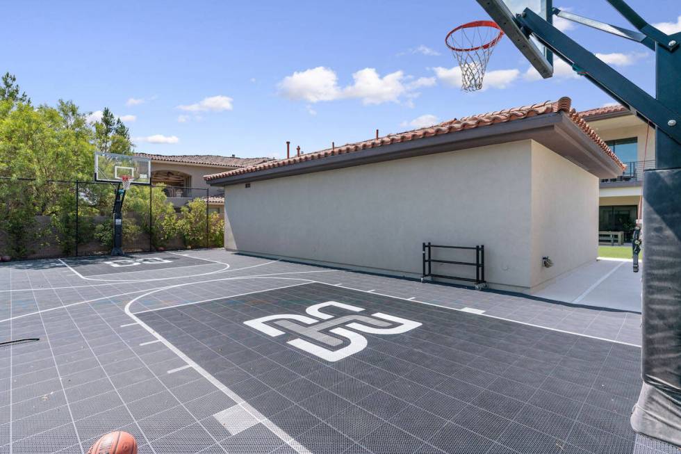 The Las Vegas home of former Raiders quarterback Derek Carr is seen in this listing photo. (Cou ...