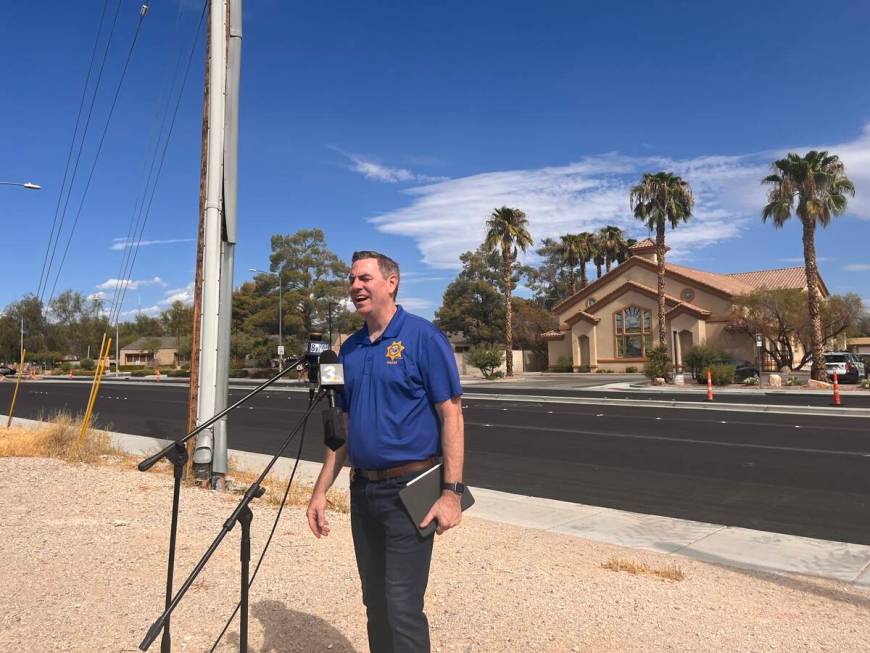 Police are investigating a homicide at an apartment complex Saturday morning in the central Las ...