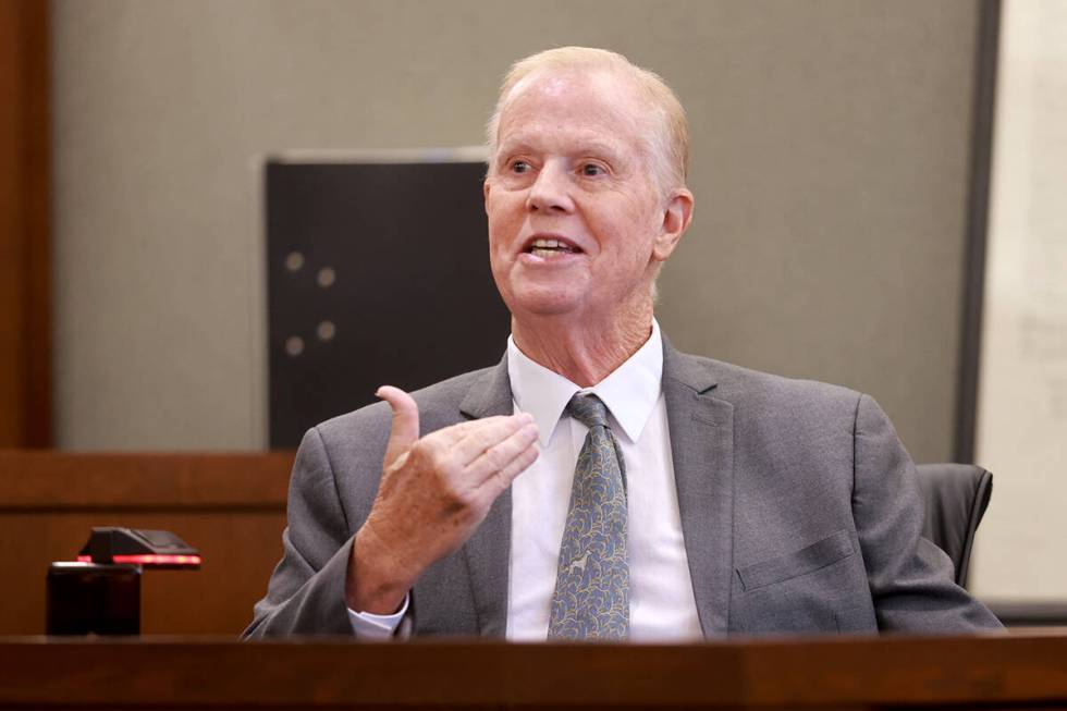 Psychologist Mark Chambers testifies on the witness stand during the murder trial for Robert Te ...