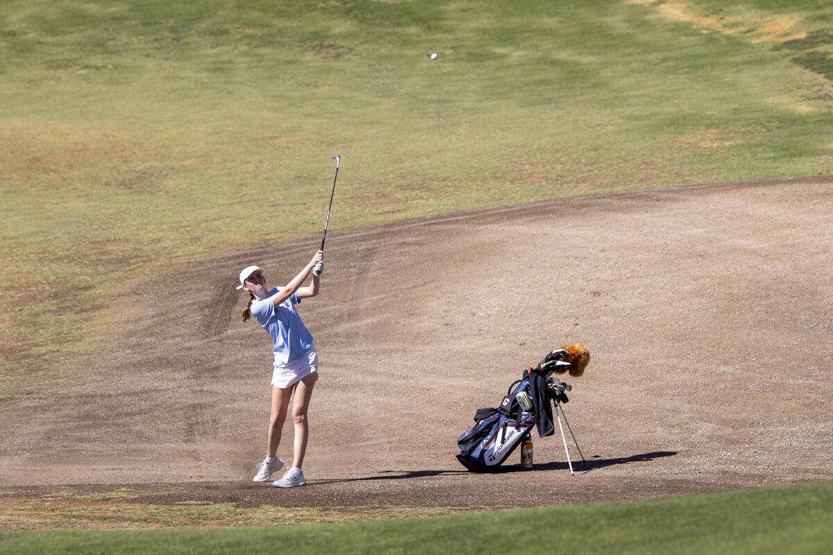 Liberty’s Mikayla Weinberger competes during the 5A Desert League girls golf match at Th ...