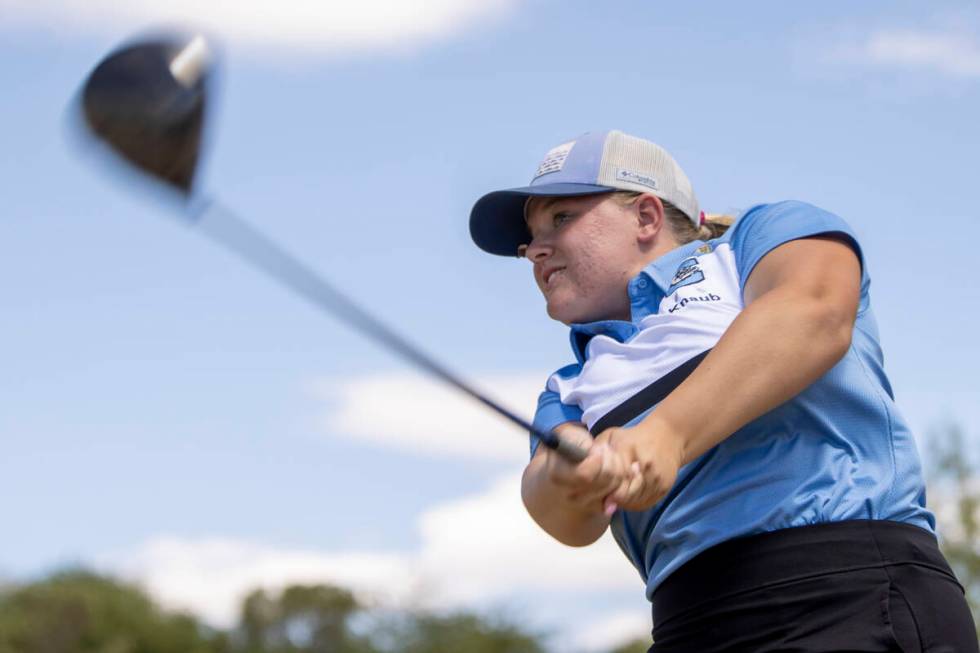 Centennial’s Jessica Knaub drives her ball during the 5A Desert League girls golf match ...