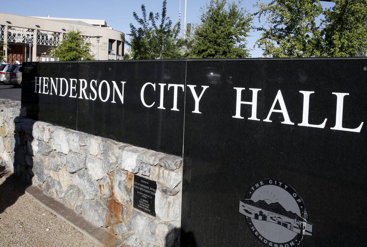 Henderson City Hall. (Bizuayehu Tesfaye Las Vegas Review-Journal)