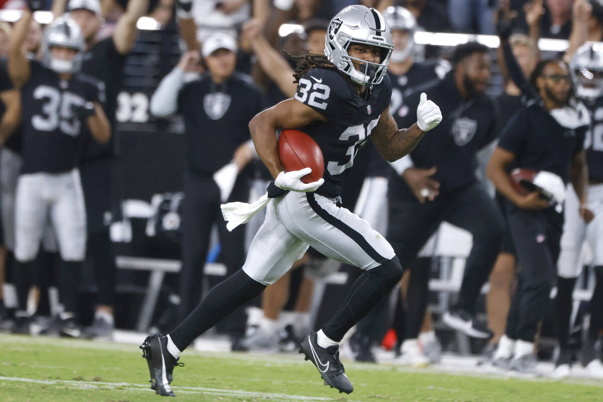 Raiders wide receiver Tyreik McAllister (32) runs for a punt return touchdown against San Franc ...