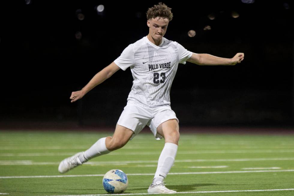 Palo Verde senior Benjamin Legrand (23) competes during the high school soccer game against Las ...