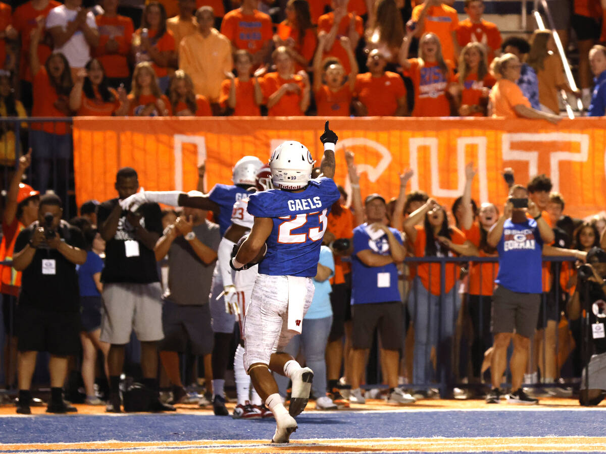 Bishop Gorman's wide receiver Trech Kekahuna (23) celebrates after scoring a touchdown during t ...