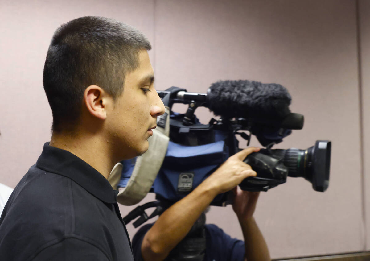 Damien Hernandez arrives at Clark County Family Court during a hearing on Tuesday, Sept. 3, 202 ...