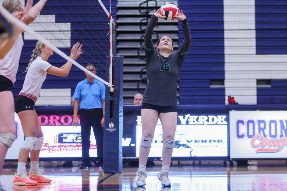 Palo Verde setter Mia Calvillo Zurita (16) bumps the ball up during a volleyball match between ...