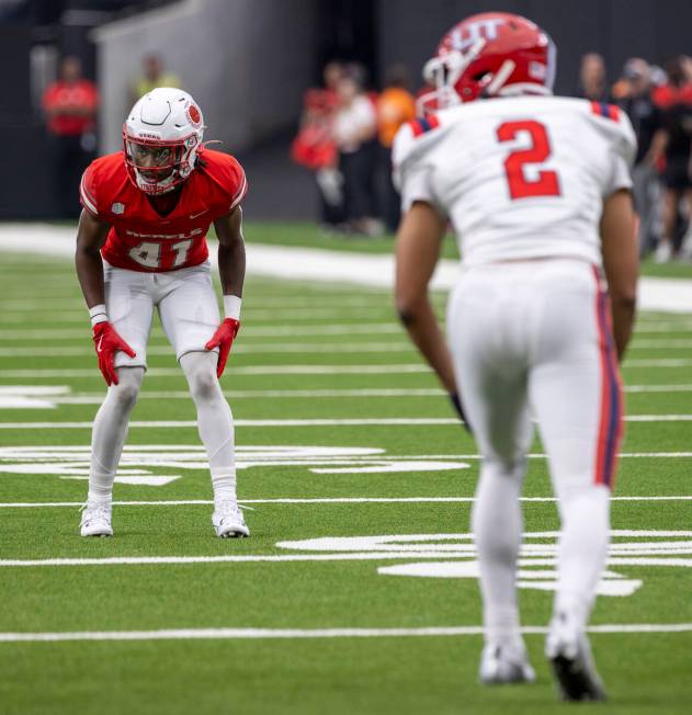 UNLV Rebels defensive back Rashod Tanner (41) prepares to guard Utah Tech wide receiver Daniel ...