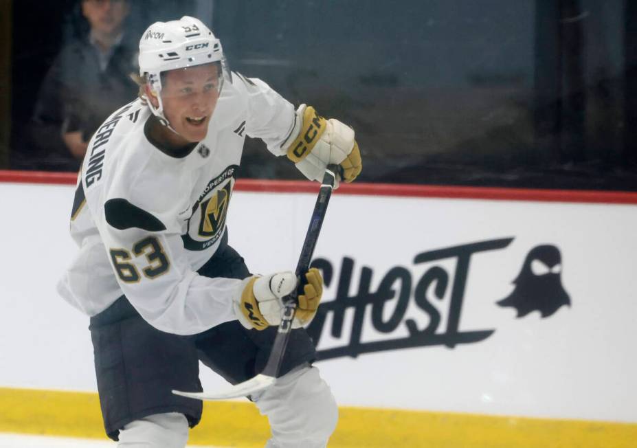 Golden Knights forward Ben Hemmerling (63) watches his shot during first day of Golden Knights ...