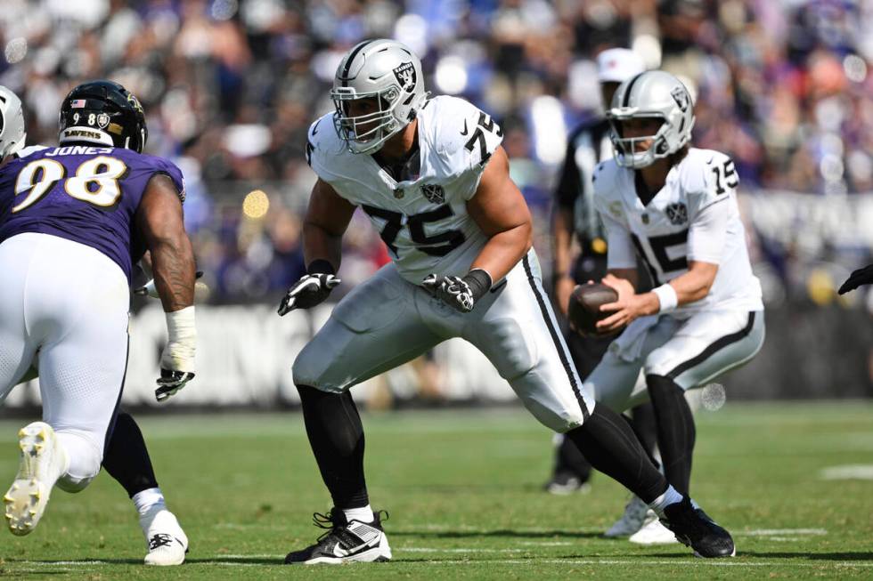 Las Vegas Raiders guard Andrus Peat (75) in action during the first half of an NFL football gam ...