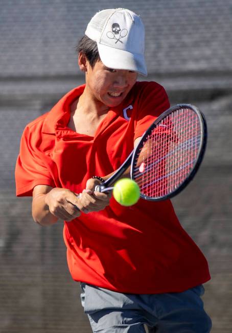 Coronado’s Grant Lee competes during the high school tennis matches against Basic at Cor ...